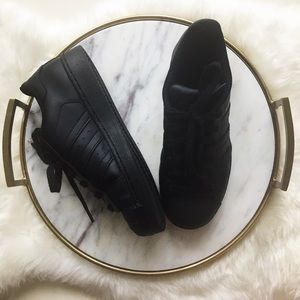 Adidas Superstar Sneakers